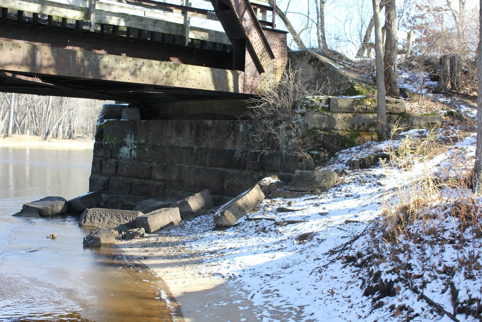 South abutment